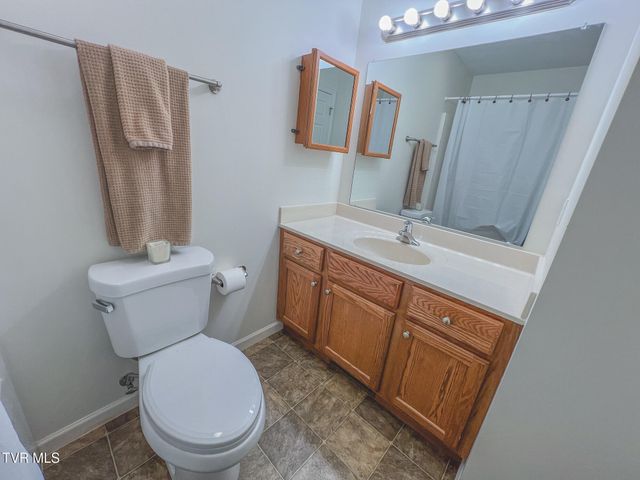 612 Willow Court, Piney Flats, TN 37686