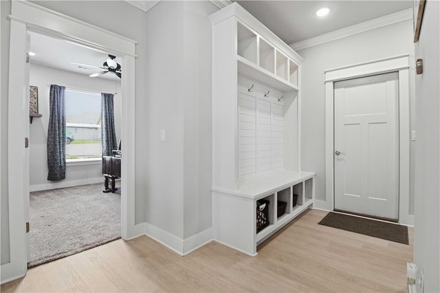 18850 Patriots Dream Drive, Siloam Springs, AR 72761