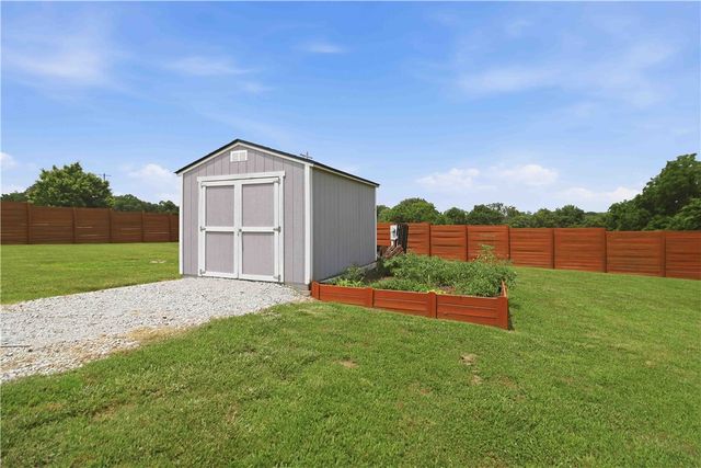 18850 Patriots Dream Drive, Siloam Springs, AR 72761