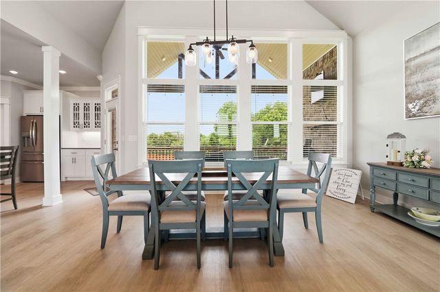 18850 Patriots Dream Drive, Siloam Springs, AR 72761