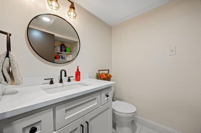 11229 Briar Forest Drive, Houston, TX 77042