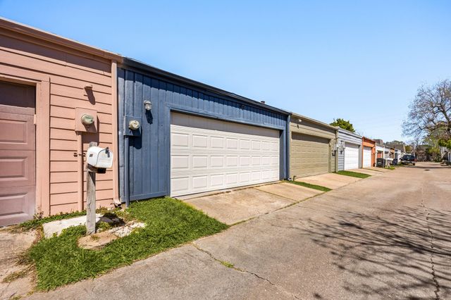 11229 Briar Forest Drive, Houston, TX 77042