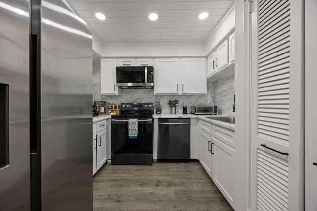 11229 Briar Forest Drive, Houston, TX 77042