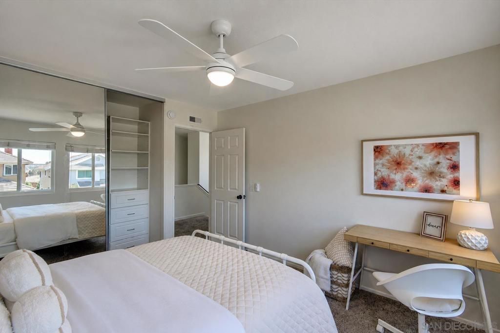 Image 23 of property listing at 4004 Carmel Springs, San Diego, CA 92130