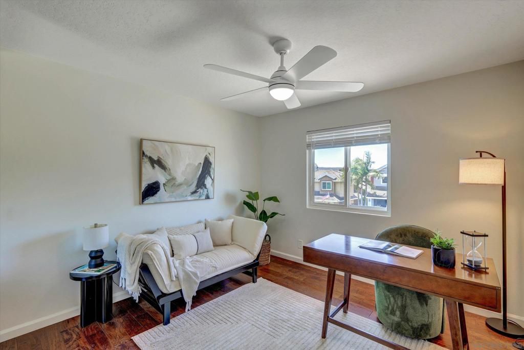 Image 24 of property listing at 4004 Carmel Springs, San Diego, CA 92130