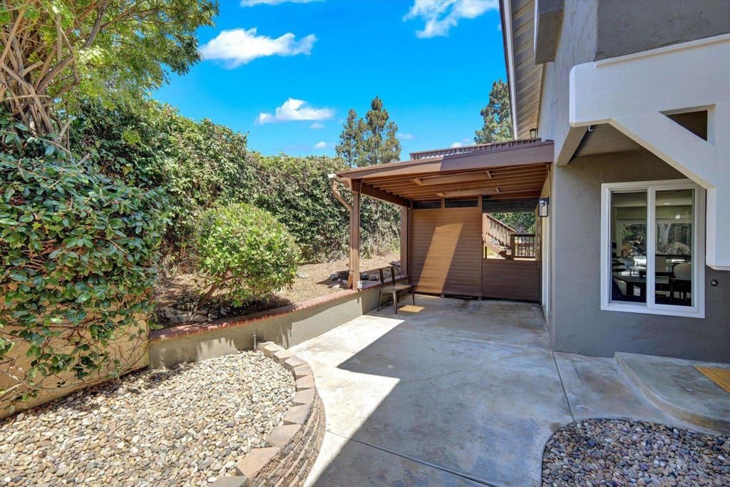 Image 31 of property listing at 4004 Carmel Springs, San Diego, CA 92130