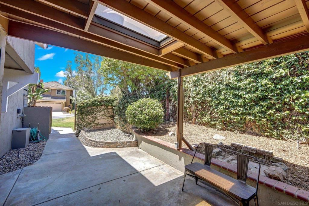 Image 32 of property listing at 4004 Carmel Springs, San Diego, CA 92130