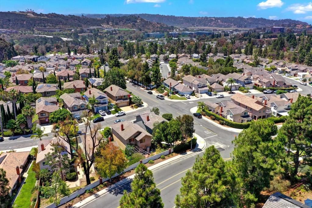 Image 49 of property listing at 4004 Carmel Springs, San Diego, CA 92130