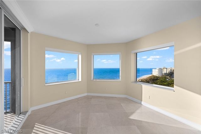 8665 Bay Colony DR 1404, Naples, FL 34108