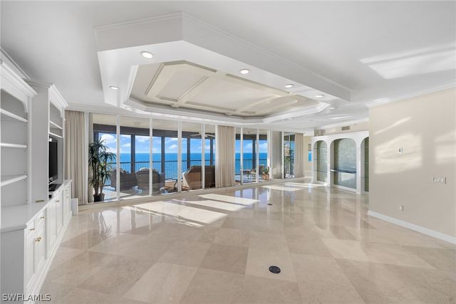 8665 Bay Colony DR 1404, Naples, FL 34108