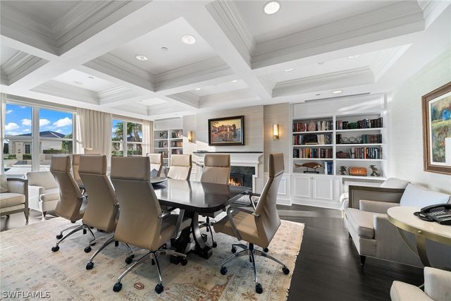 8665 Bay Colony DR 1404, Naples, FL 34108