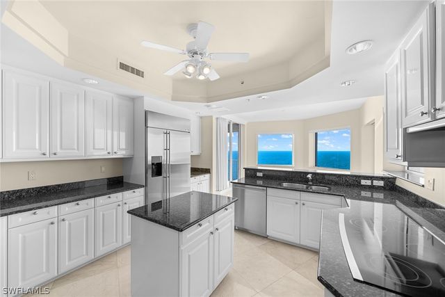 8665 Bay Colony DR 1404, Naples, FL 34108