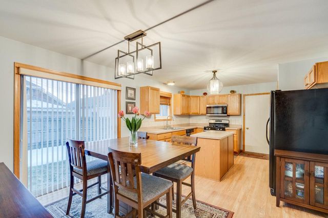 1607 Walter AVENUE, Mount Pleasant, WI 53403