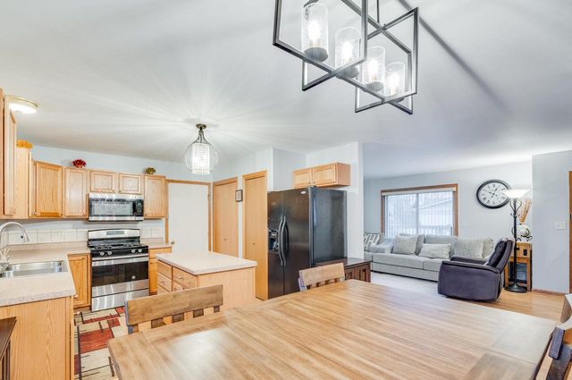 1607 Walter AVENUE, Mount Pleasant, WI 53403