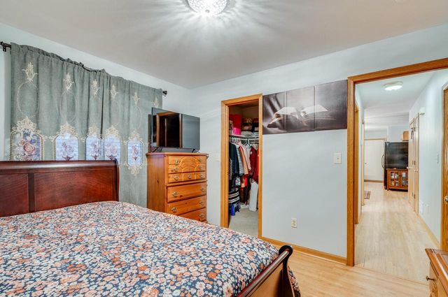 1607 Walter AVENUE, Mount Pleasant, WI 53403