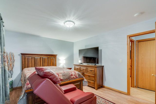 1607 Walter AVENUE, Mount Pleasant, WI 53403