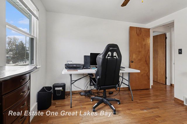 1407 Bay Street, Saginaw, MI 48602