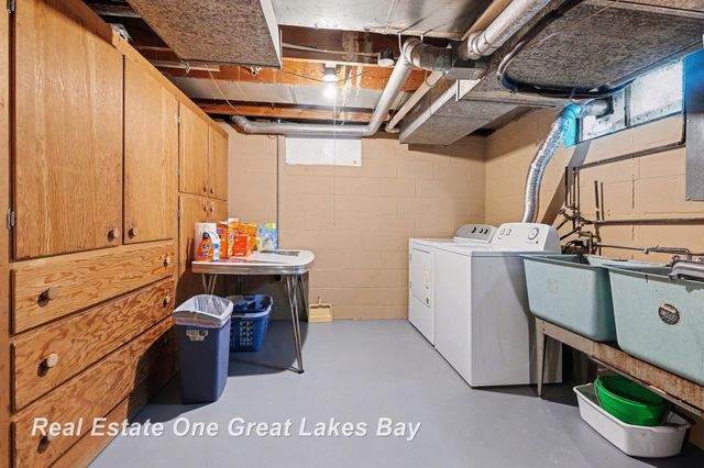 1407 Bay Street, Saginaw, MI 48602