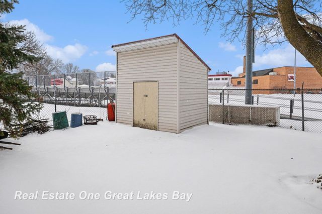 1407 Bay Street, Saginaw, MI 48602