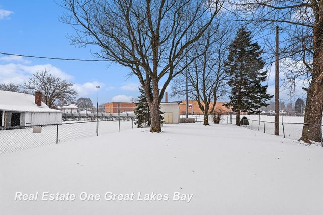 1407 Bay Street, Saginaw, MI 48602