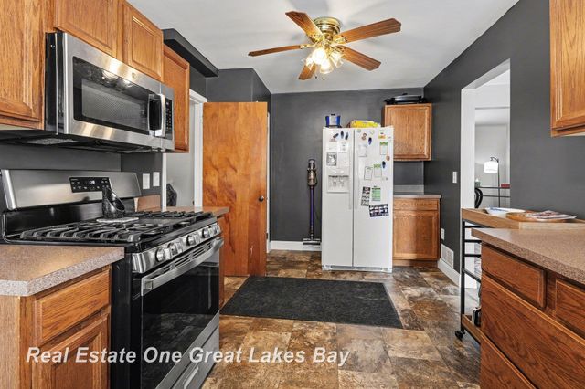 1407 Bay Street, Saginaw, MI 48602