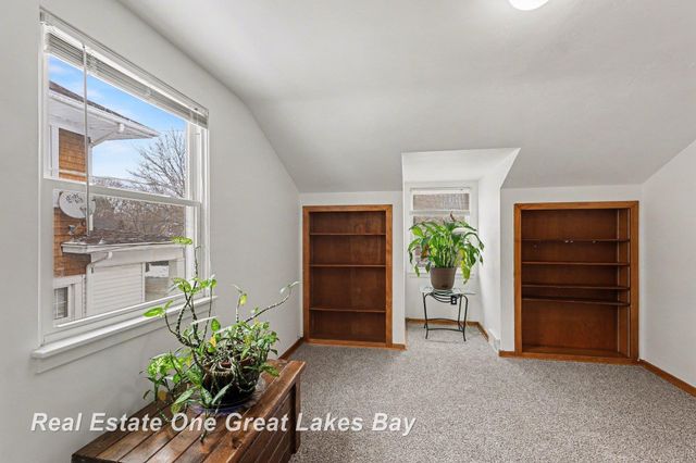 1407 Bay Street, Saginaw, MI 48602