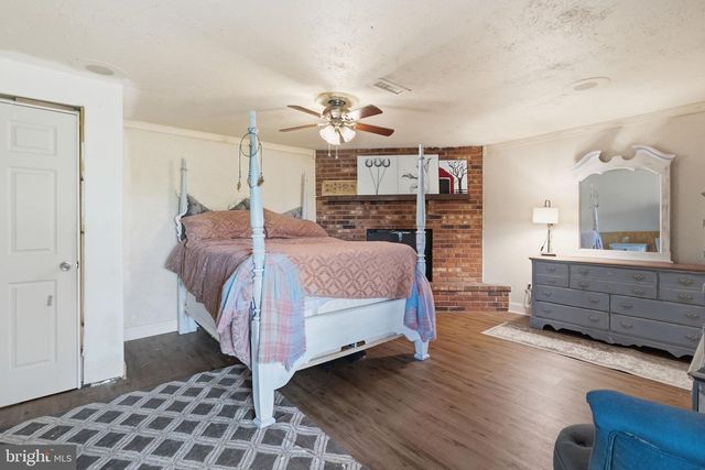 76 SALEM RD, Schwenksville, PA 19473