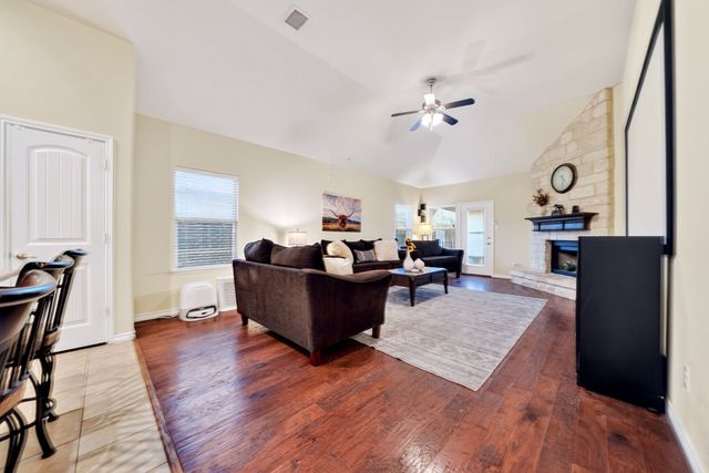 11205 Gibbons Creek Drive, Frisco, TX 75036