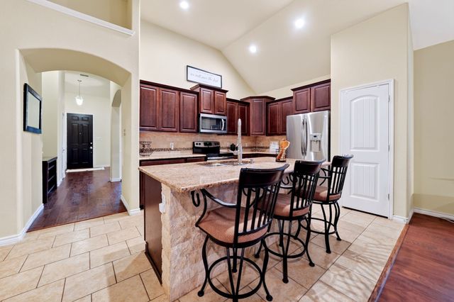 11205 Gibbons Creek Drive, Frisco, TX 75036