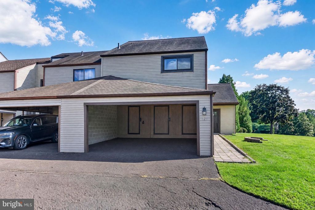 471 BRIDGE ST, COLLEGEVILLE, PA 19426 — exterior
