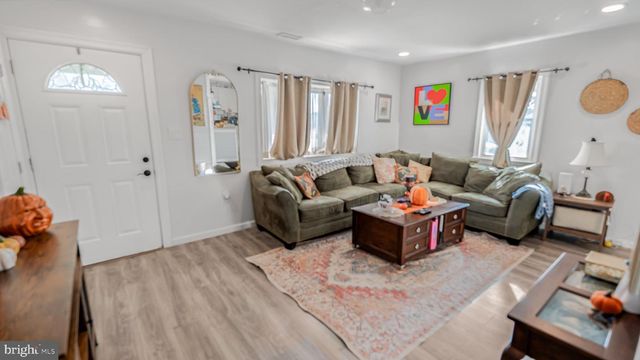 101 OAK AVE, Bellmawr, NJ 08031