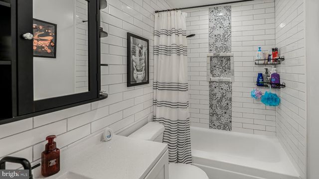 101 OAK AVE, Bellmawr, NJ 08031