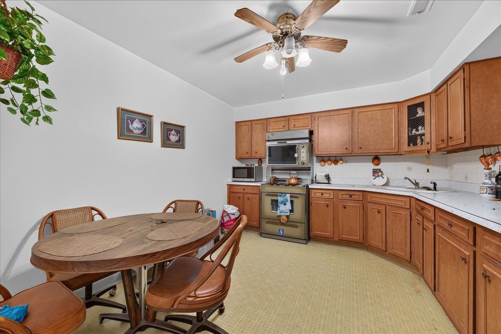 7314 Randolph Street 4E, Forest Park, IL 60130 — photo 4