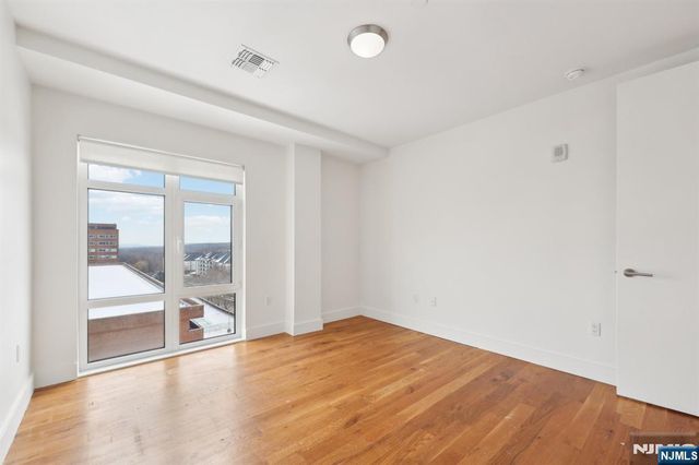 1 Executive 514, Fort Lee, NJ 07024