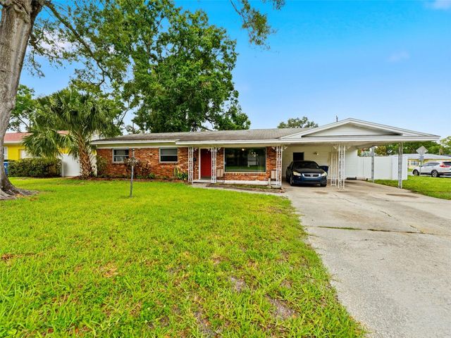 2109 W ERNA DRIVE, Tampa, FL 33603