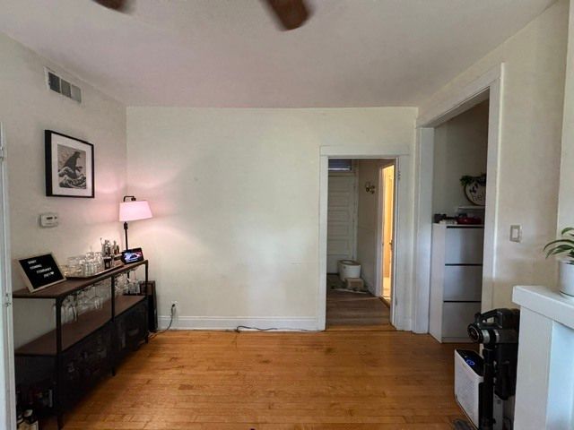 4157 N Wolcott Avenue 2N, Chicago, IL 60613