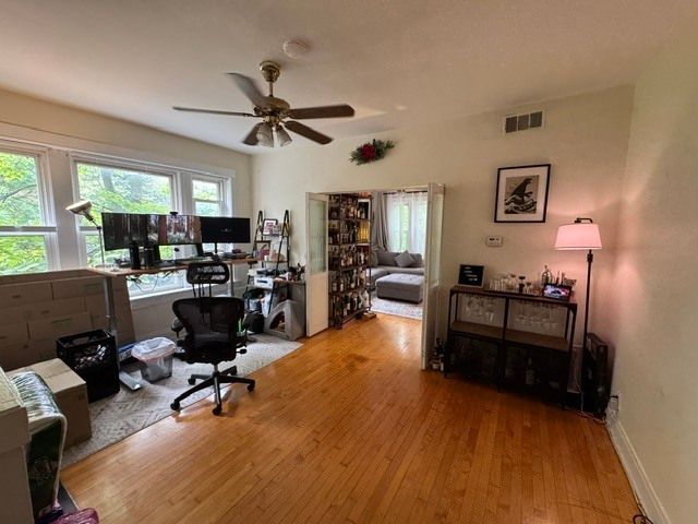4157 N Wolcott Avenue 2N, Chicago, IL 60613