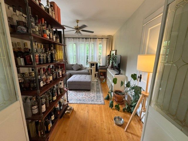 4157 N Wolcott Avenue 2N, Chicago, IL 60613