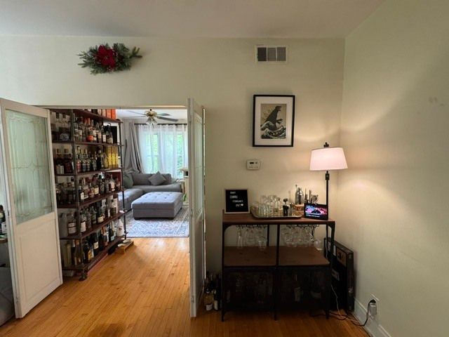 4157 N Wolcott Avenue 2N, Chicago, IL 60613
