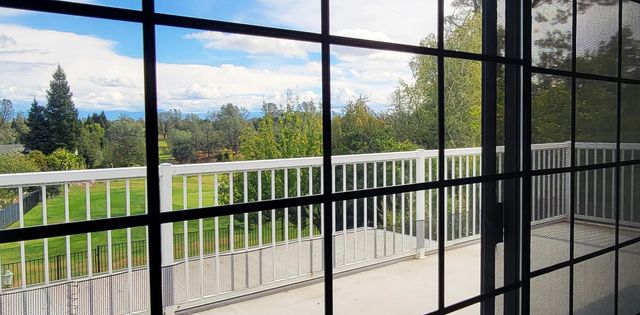 1575 St Andrews Drive, Redding, CA 96003