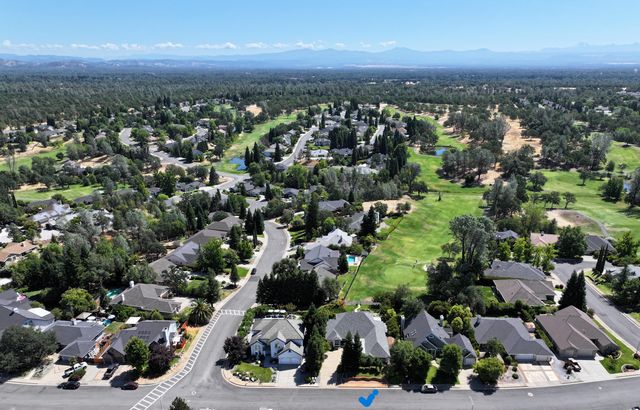 1575 St Andrews Drive, Redding, CA 96003