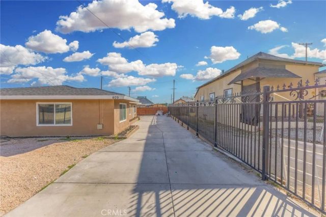 409 N 3rd Avenue, Barstow, CA 92311