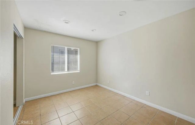 409 N 3rd Avenue, Barstow, CA 92311