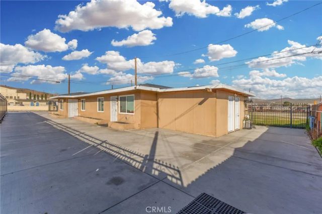 409 N 3rd Avenue, Barstow, CA 92311