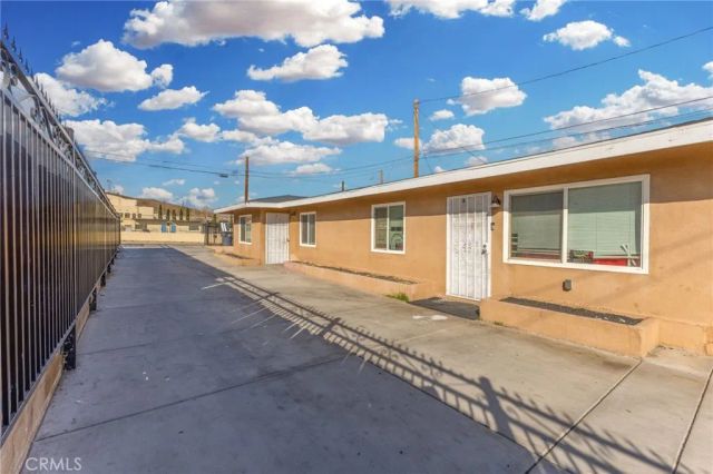 409 N 3rd Avenue, Barstow, CA 92311
