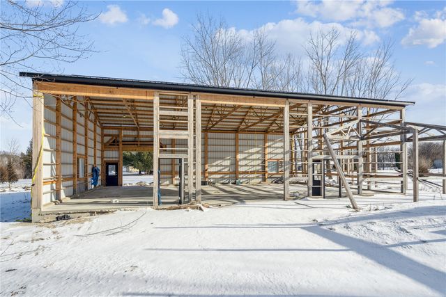 2866 60th Street, Vinton, IA 52349