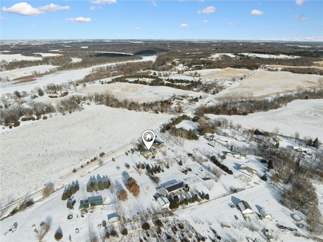 2866 60th Street, Vinton, IA 52349