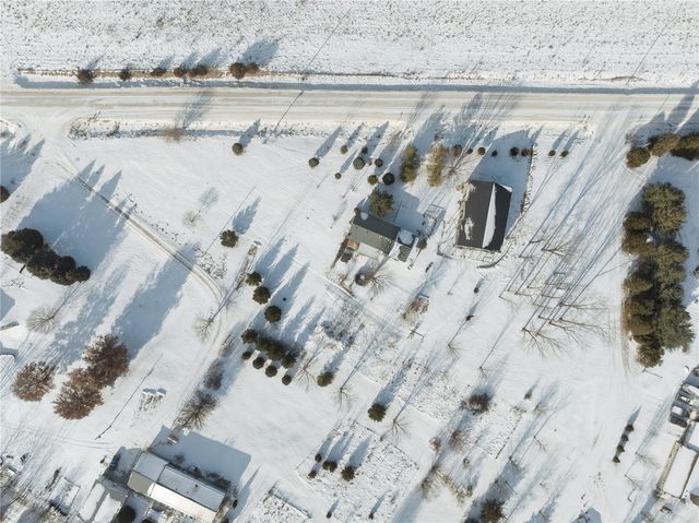 2866 60th Street, Vinton, IA 52349