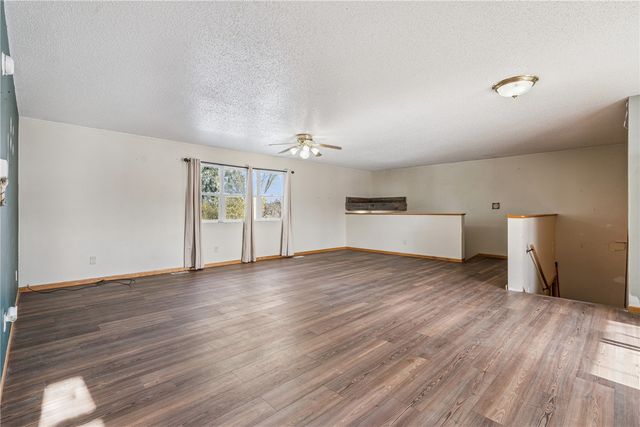 2866 60th Street, Vinton, IA 52349