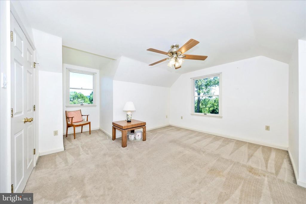 Image 26 of property listing at 1149 MARTHAS CT E, Knoxville, MD 21758